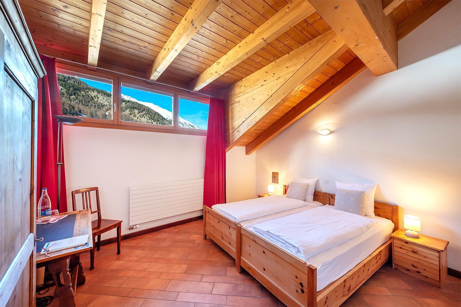 Bed and Breakfast Weisses Kreuz - Crusch Alva Samedan Exteriér fotografie